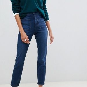 Asos Design High Rise Farleigh slim Mom Jeans.